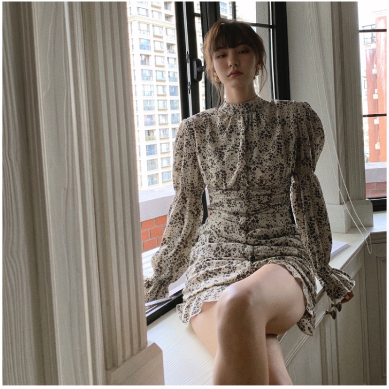 Đầm Hoa Mini Dáng Ôm Thời Trang Mùa Thu Dễ Phối Đồ Cho Nữ