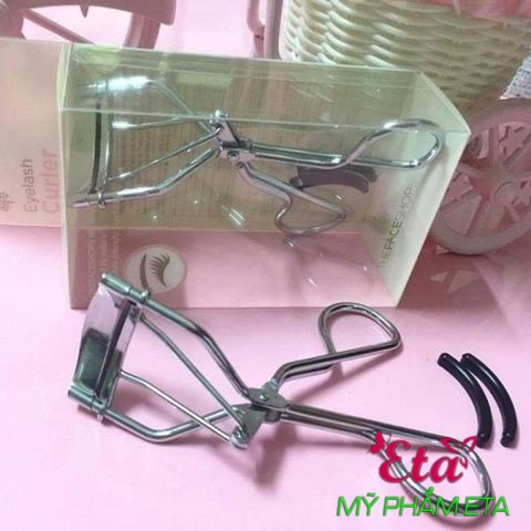 Kẹp bấm mi TFS Eyelash Curler The Face Shop Hàn Quốc siêu cong kèm 2 lõi thay