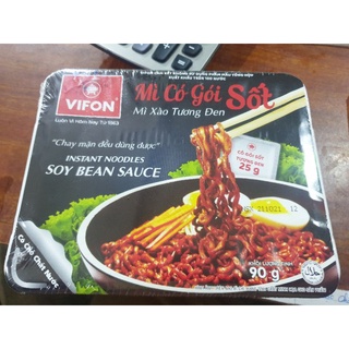 Mì xào tương đen