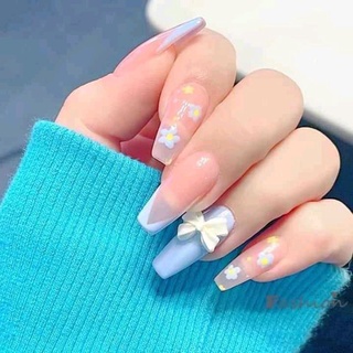 Nail box móng thiết kế hoa cúc tông xanh dương xinh xắn
