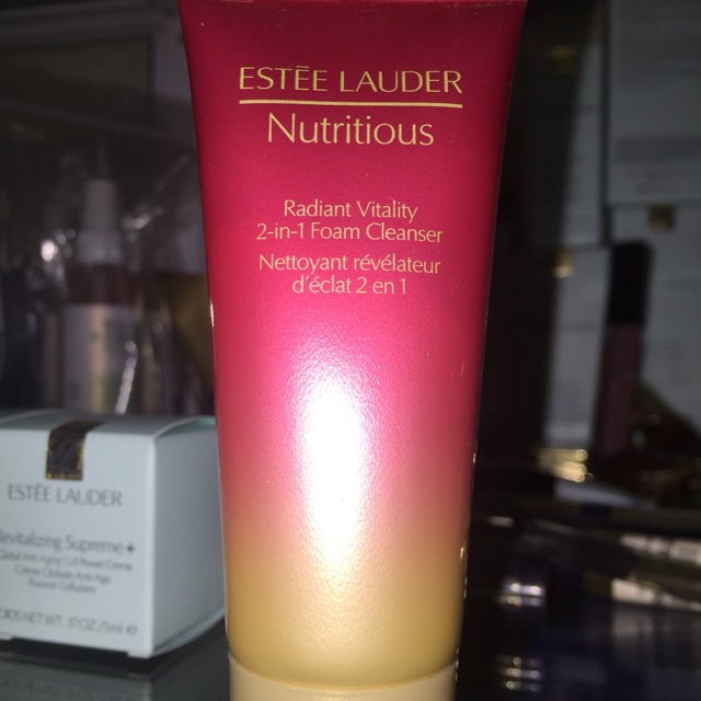 Sữa rửa mặt Estee Lauder Nutritious Radiant Vitality 2-in-1 Foam Cleanser 30ml