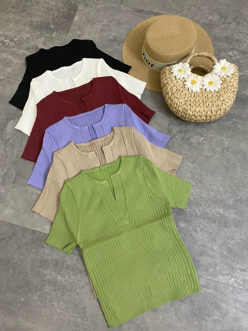 Áo len cổ khoét Quảng châu khuy | BigBuy360 - bigbuy360.vn