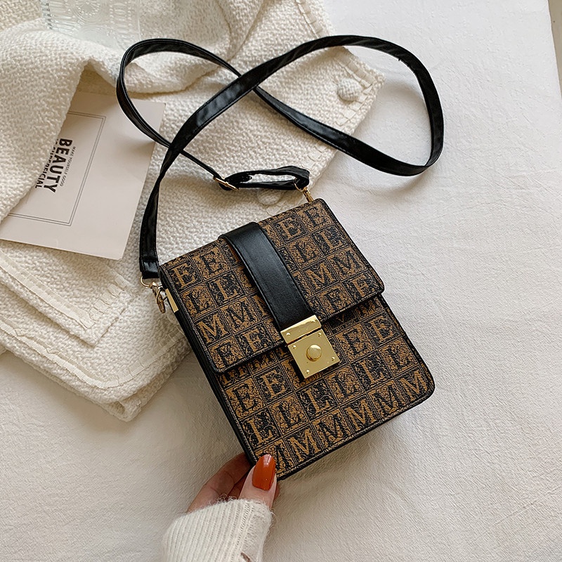 Túi đeo chéo nhỏ hình vuông thời trang mùa thu cho nữ 2021