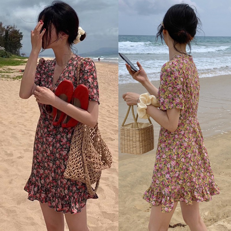 Đầm Tay Ngắn Hoạ Tiết Hoa Thiết Kế Cổ Chữ V Nữ Tính | BigBuy360 - bigbuy360.vn