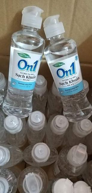 Nước rửa tay khô chống khuẩn.250ml ( cam kết hàng chính hãng nhé.) sỉ ip em nha.hàng sẵn ạ. | BigBuy360 - bigbuy360.vn