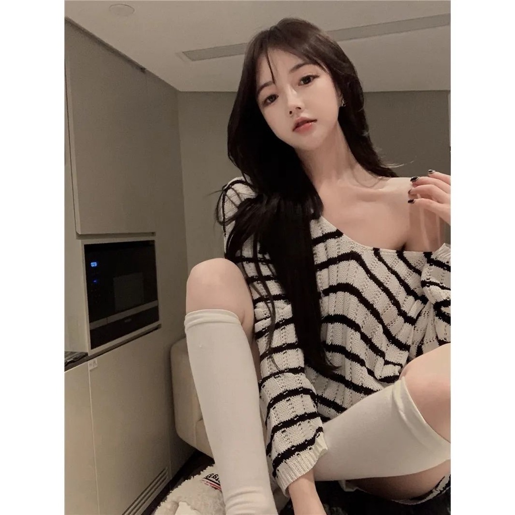 Sweater women's French loose temperament pure style striped blouse spring and summer style long sleeves 2022 new sexy women's wear