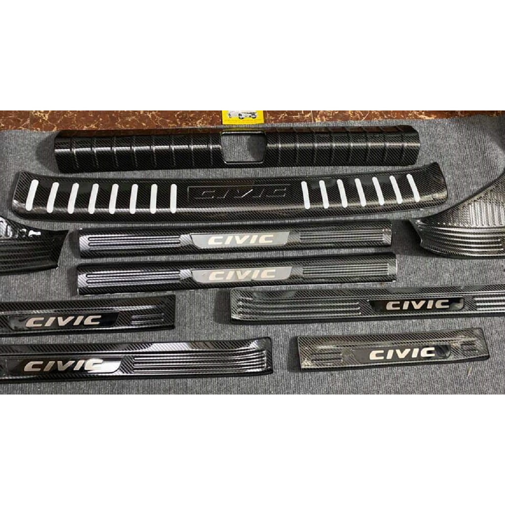 Bộ ốp chống Trầy Bước Chân Và Cốp Vân các bon Cho Honda Civic Form 2018 -2021