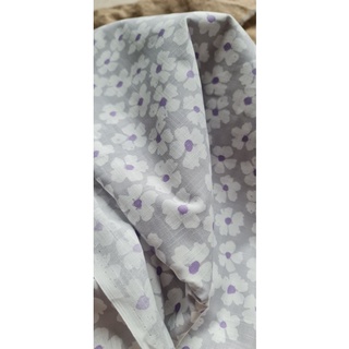 Vải linen tưng hoa mai nhuy tím