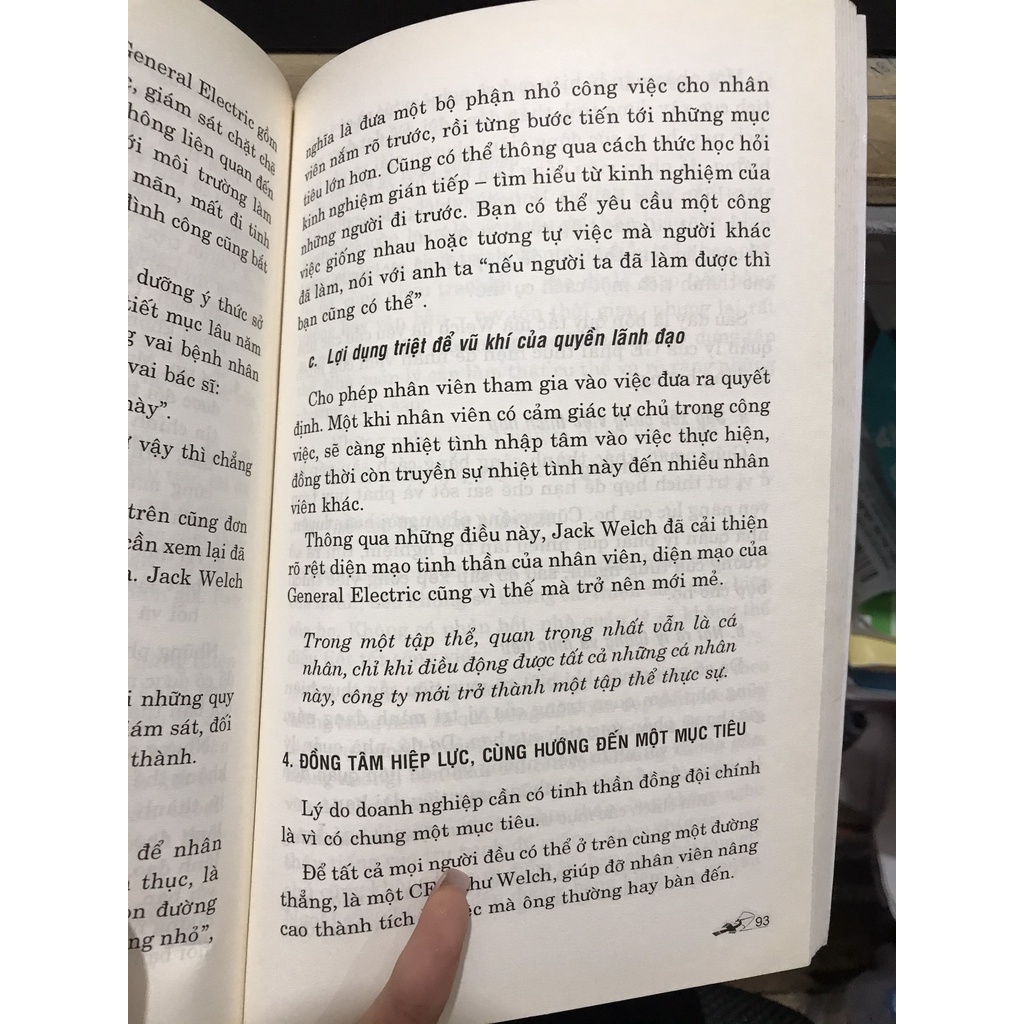 Sách - Jack Welch và 11 chuẩn mực điều hành của nhà lãnh đạo