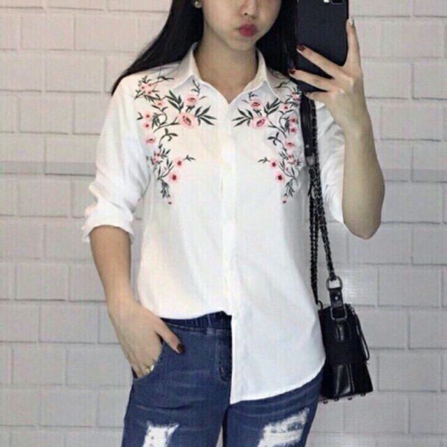 Áo sơ mi thêu hoa