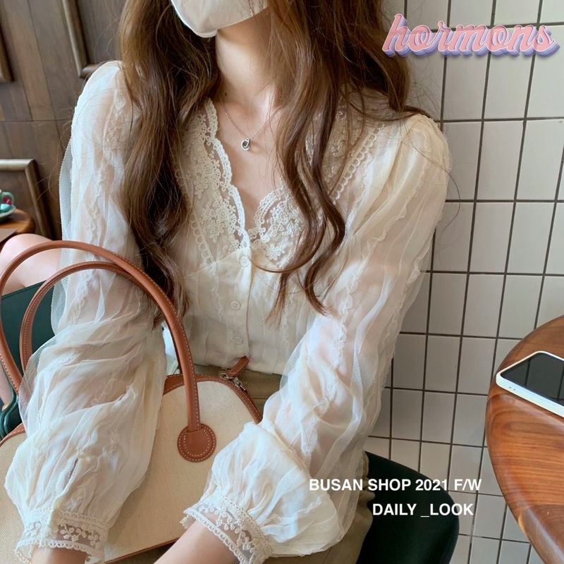 Áo crop top tay dài cổ chữ V phối ren màu sắc thời trang Hàn Quốc quyến rũ cho nữ