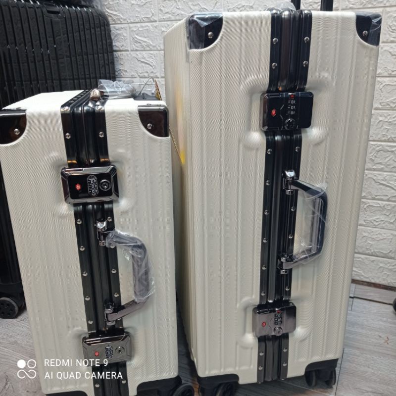 Vali khung nhôm khóa sập AAF20