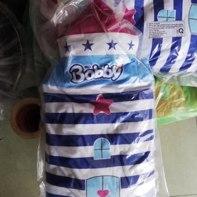Gối lâu đài bobby