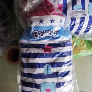 Gối lâu đài bobby