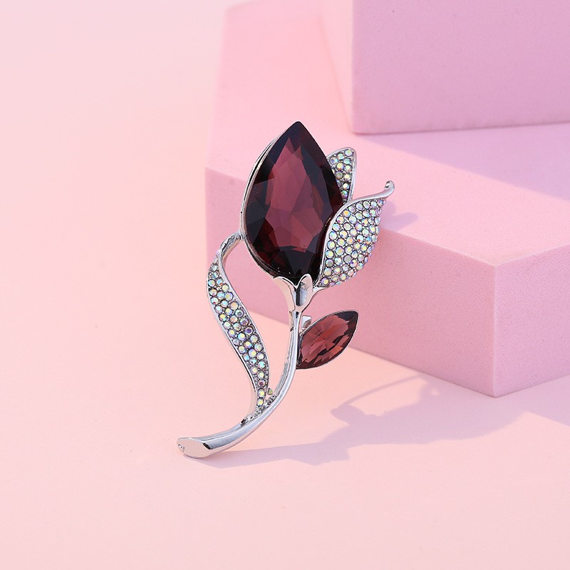 Bộ sưu tập cài áo đính đá lấp lánh GC325 và các mẫu khác