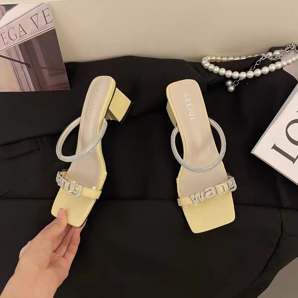 Giày Sandal Gót Dày Quai Đính Đá Chữ Thời Trang Nữ Sành Điệu