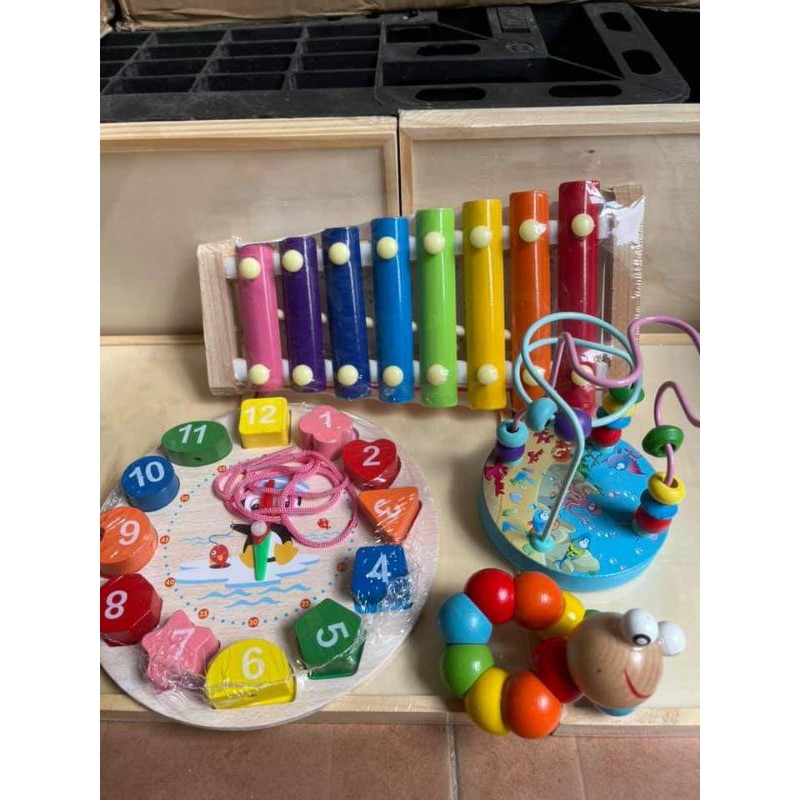 bộ đồ chơi 4 món..