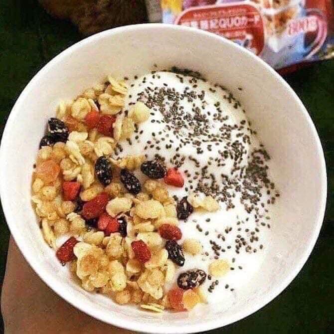 Ngũ cốc hoa quả tươi sấy khô Calbee 750g Nhật Bản