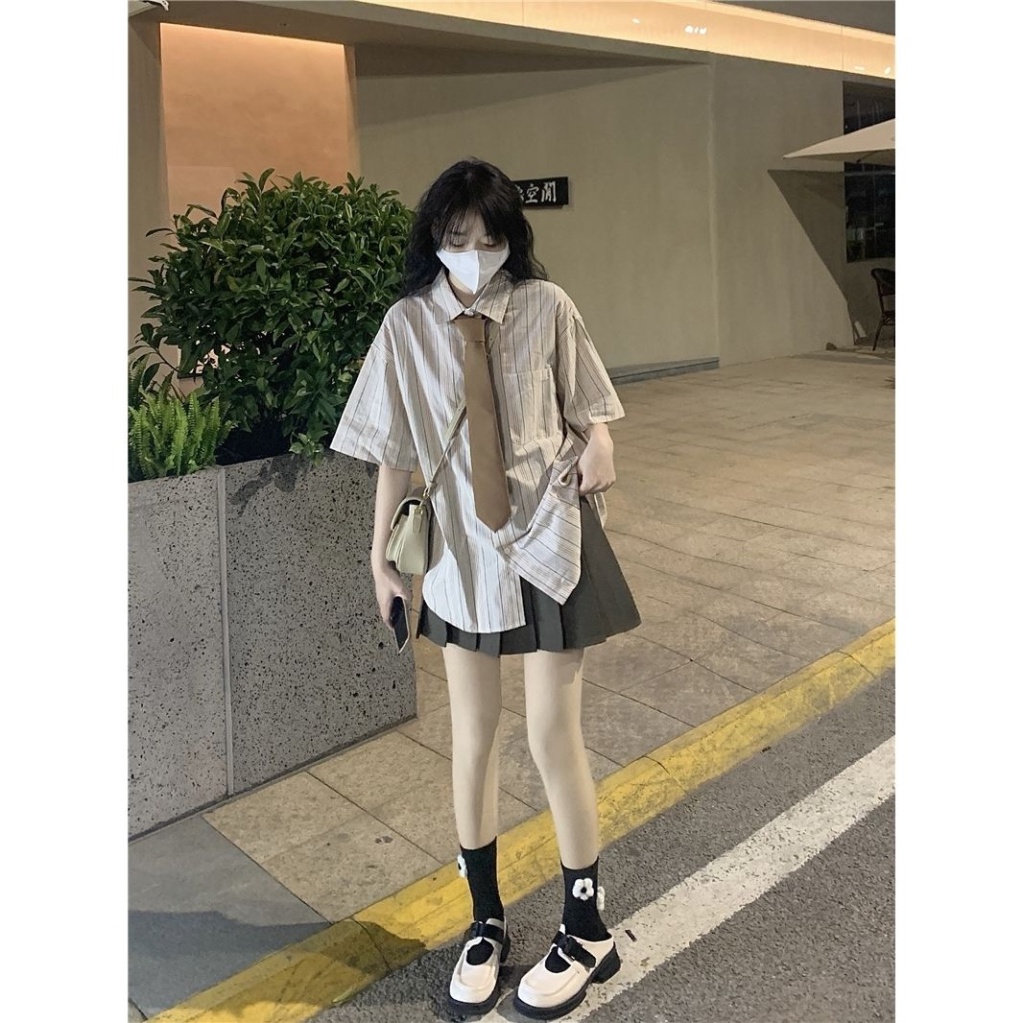 Set Áo Sơ Mi Kẻ Sọc Phối Chân Váy Xếp Ly Ngắn Tay Thời Trang Mùa Hè Cho Nữ