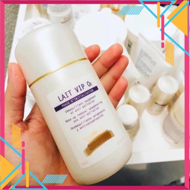 Sữa Rửa Mặt Tái Tạo Và Thanh Lọc Da Lait Vip O2