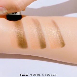 Phấn mắt thần thánh 16 brand hàn quốc