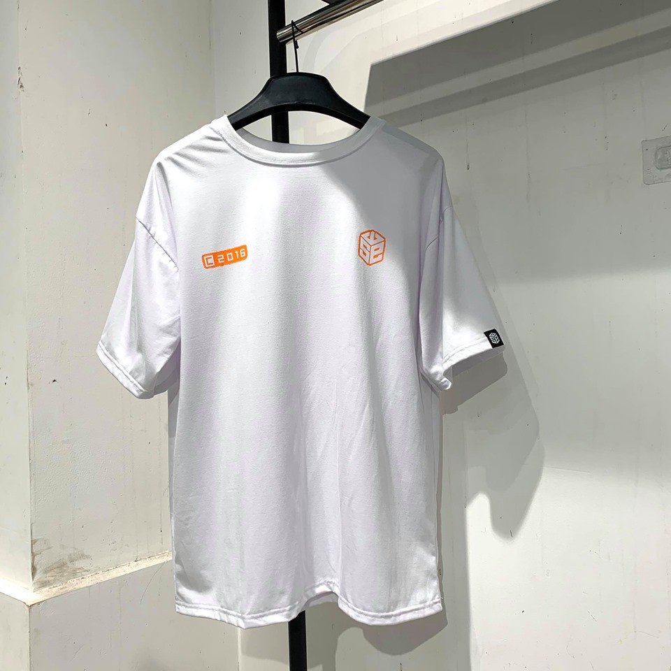 Áo thun unisex swe lửa logo cam 2 màu Full tag chính hãng áo thun tay lỡ nam nữ chất cotton | BigBuy360 - bigbuy360.vn