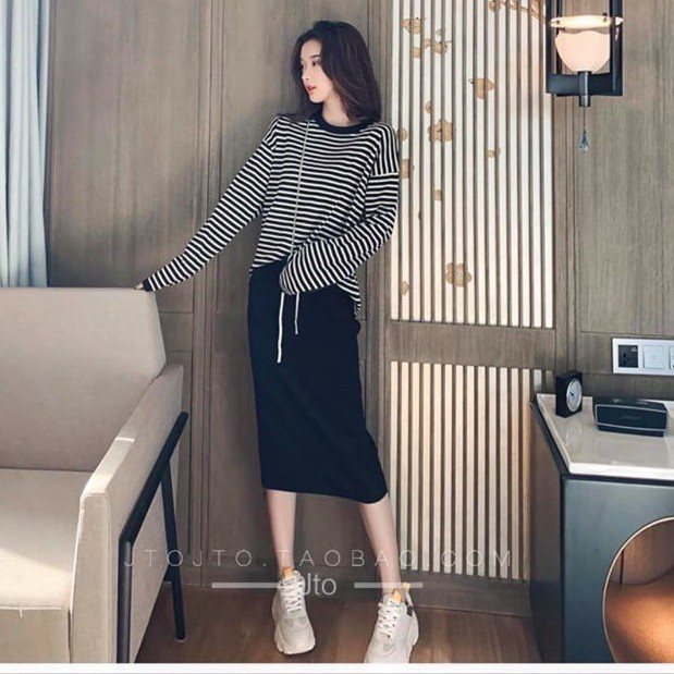 SET CHÂN VÁY LEN TĂM MIX ÁO KẺ BASIC