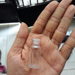 Chai 3ml dùng đựng mẫu text ( hàng có sẵn )