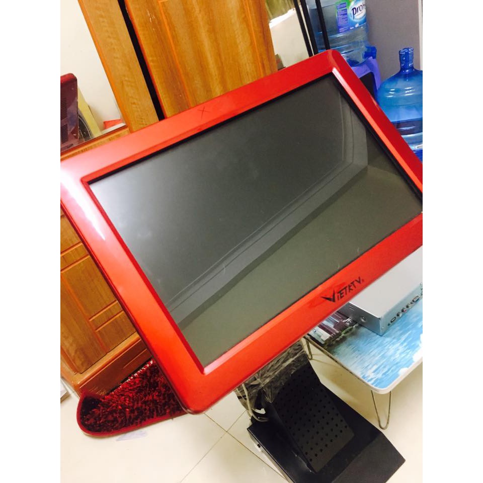 Màn hình cảm ứng Việt Ktv 19'' đỏ qua sử dụng
