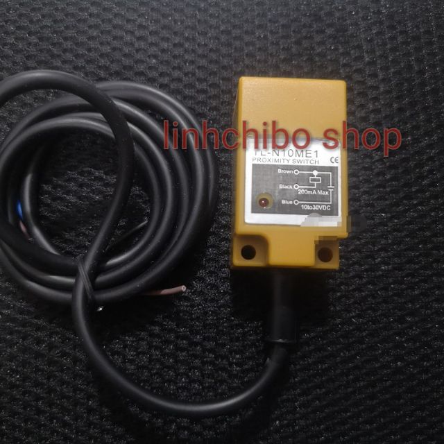 Cảm biến tiệm cận vuông TLN10ME1