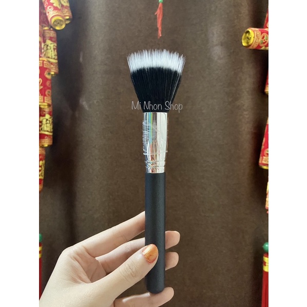Cọ cho nền, má kem, khối kem có sẵn đủ mẫu dẹt và tròn makeup chuyên nghiệp