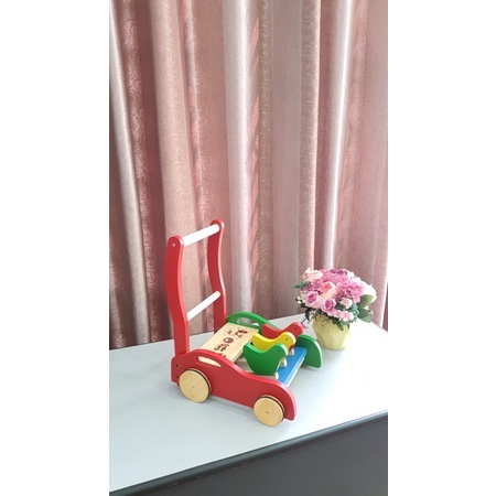 Xe gà gỗ tập đi Em bé vàng mẫu Ô TÔ siêu chắc chắn