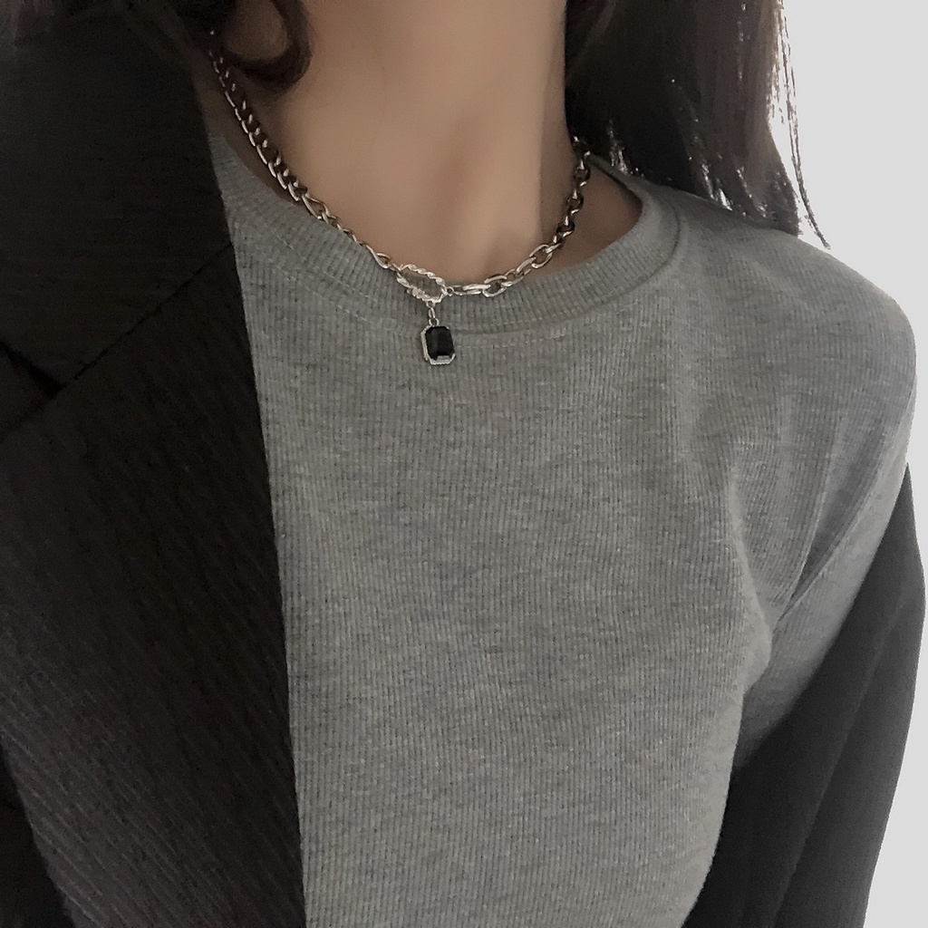 Vòng cổ Mặt Vuông Đen Đính Đá Zircon Phong Cách Hip Hop Đơn Giản Cho Nữ