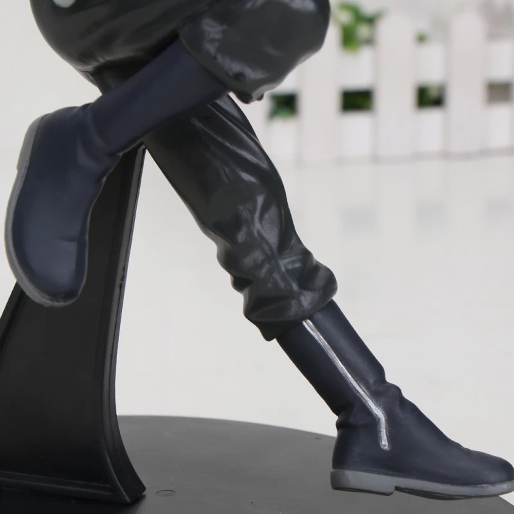 Mô hình nhân vật Aizawa Shouta trong phim My Hero Academia kích thước 18cm bằng PVC
