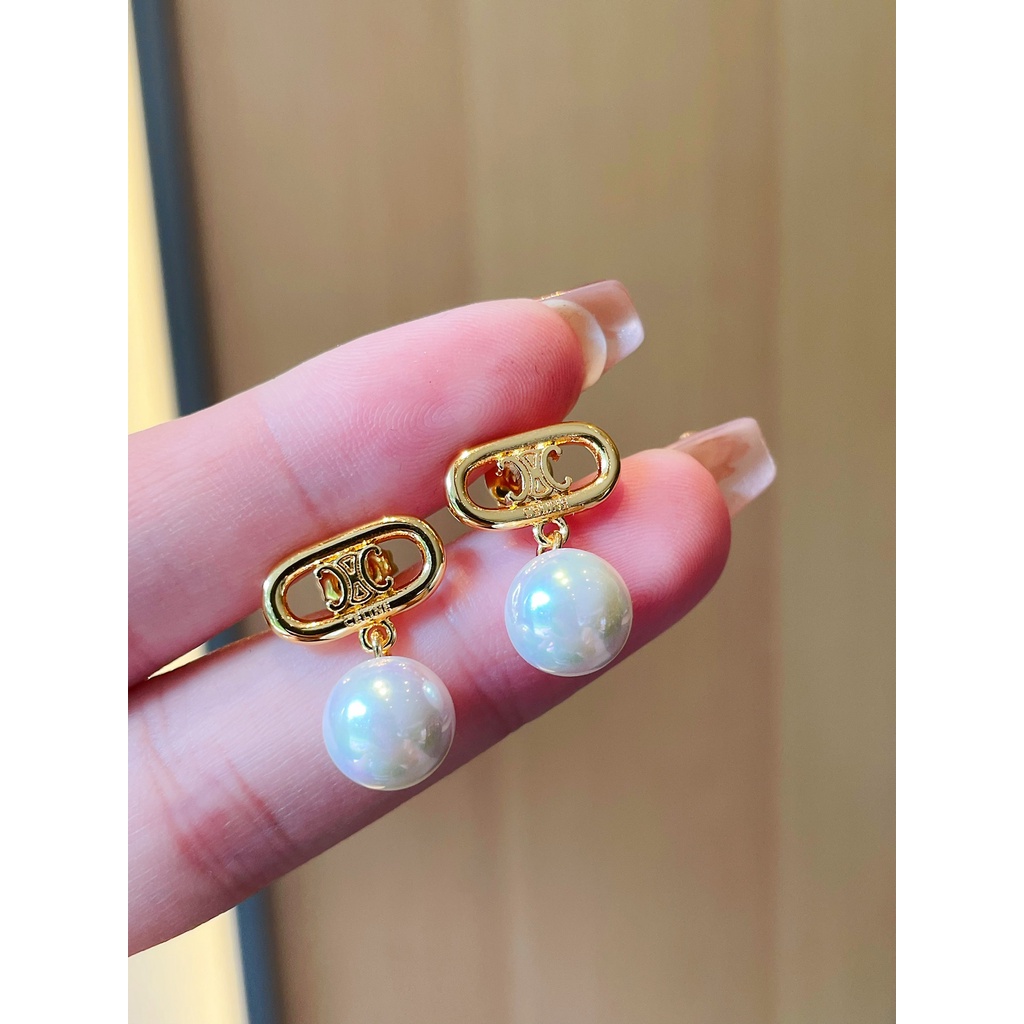 Khuyên Tai Kiểu Dáng Mới Đơn Giản Thời Trang Dành Cho Nữ