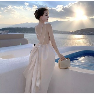 Đầm maxi đi biển hở lưng sang chảnh
