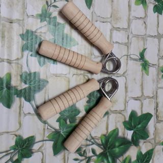 Kìm bóp cơ tay gỗ (dụng cụ tập lực tay gỗ)