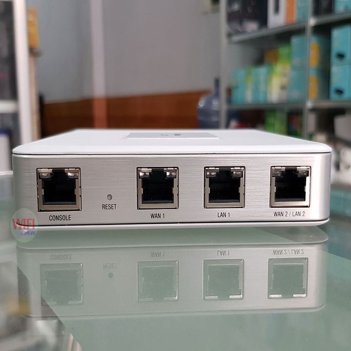 Thiết bị Router cân bằng tải Unifi Security Gateway (USG)