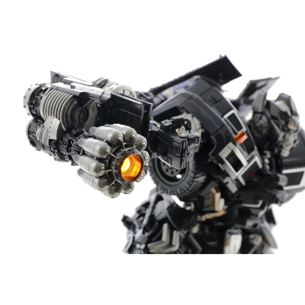 Mô hình robot transformer Ironhide BMB LS09 - AW01(chuyển đổi thành xe bán tải)