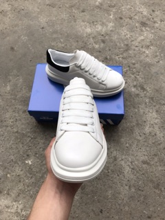 [Tặng kèm hộp] giày thể thao sneaker mcqueen gót nhung đen
