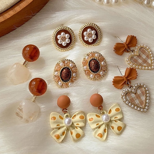 Khuyên Tai Đính Đá Ngọc Trai Nhân Tạo Phong Cách Vintage Thời Trang Hàn Quốc 2023