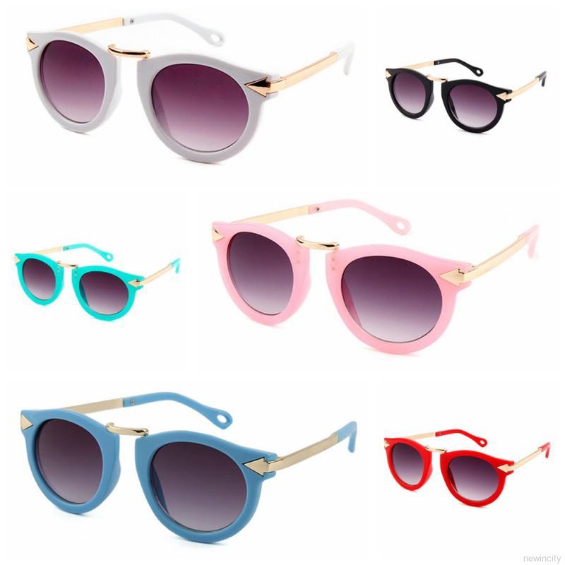 Kính mát chống tia UV kiểu dáng thời trang dành cho trẻ em