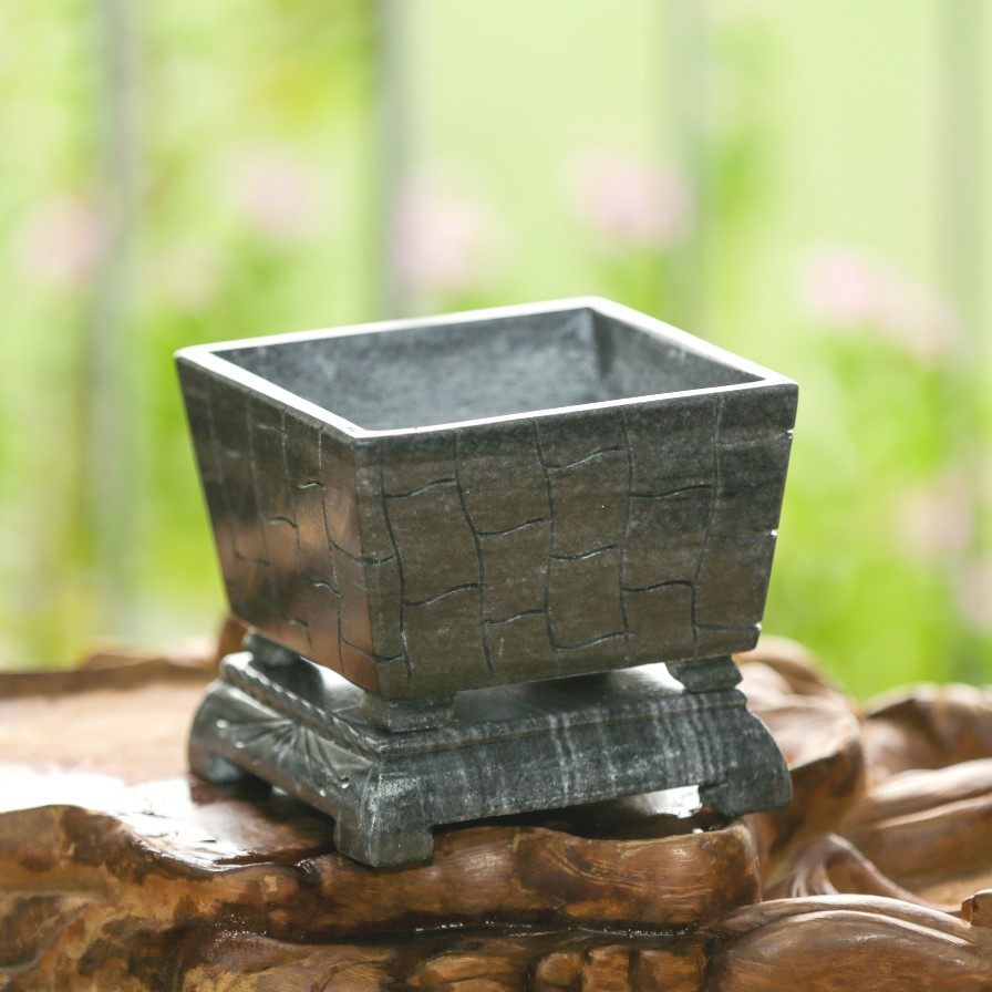 Chậu đá ĐEN hình vuông đục khắc chạm bằng tay nguyên khối trồng bonsai mini, KT: 12,5x12,5x8,5