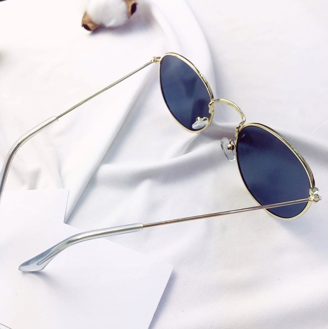 Kính Retro Gọng Vàng | BigBuy360 - bigbuy360.vn