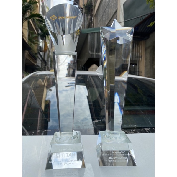 Cúp Pha Lê Sao Trụ