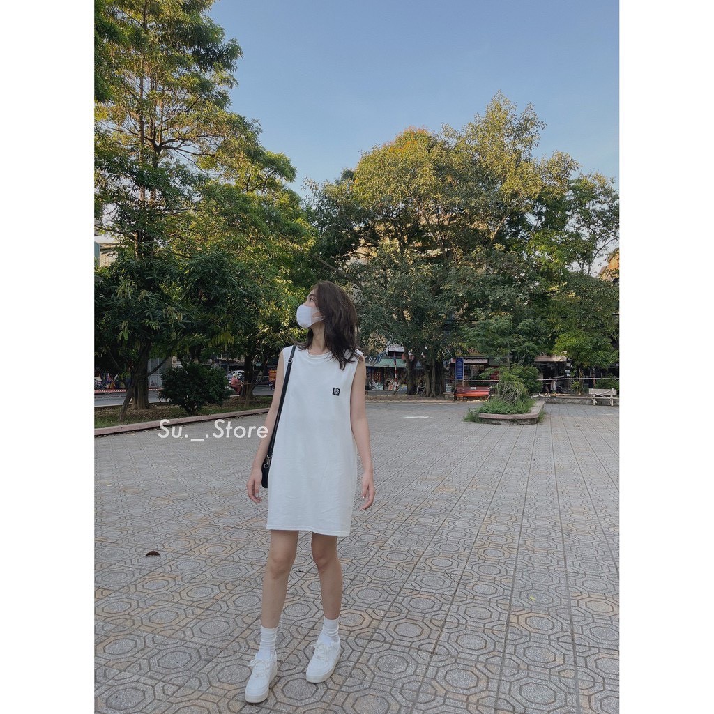 Váy tanktop trơn basic logo bò sữa kèm bra ♥ đầm suông sát nách năng động ♥ | BigBuy360 - bigbuy360.vn
