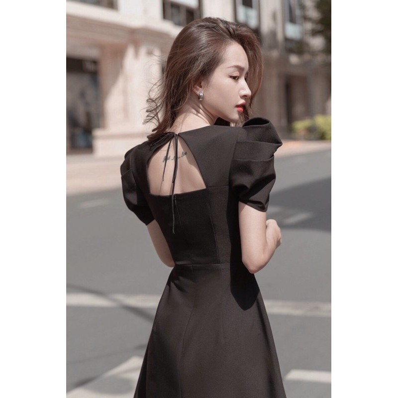 ĐẦM ĐEN DỰ TIỆC CỔ VUÔNG TAY XẾP LY - LIKEHER | BigBuy360 - bigbuy360.vn