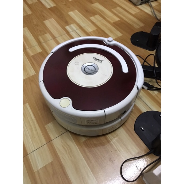 Rô bốt hút bụi nội địa