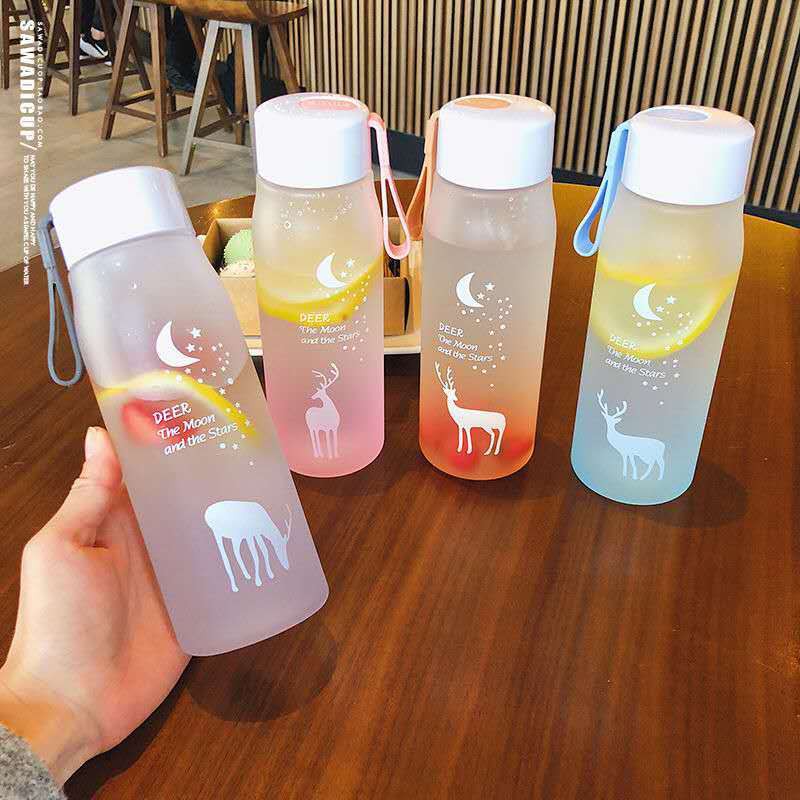Bình đựng nước uống thiết kế dễ thương