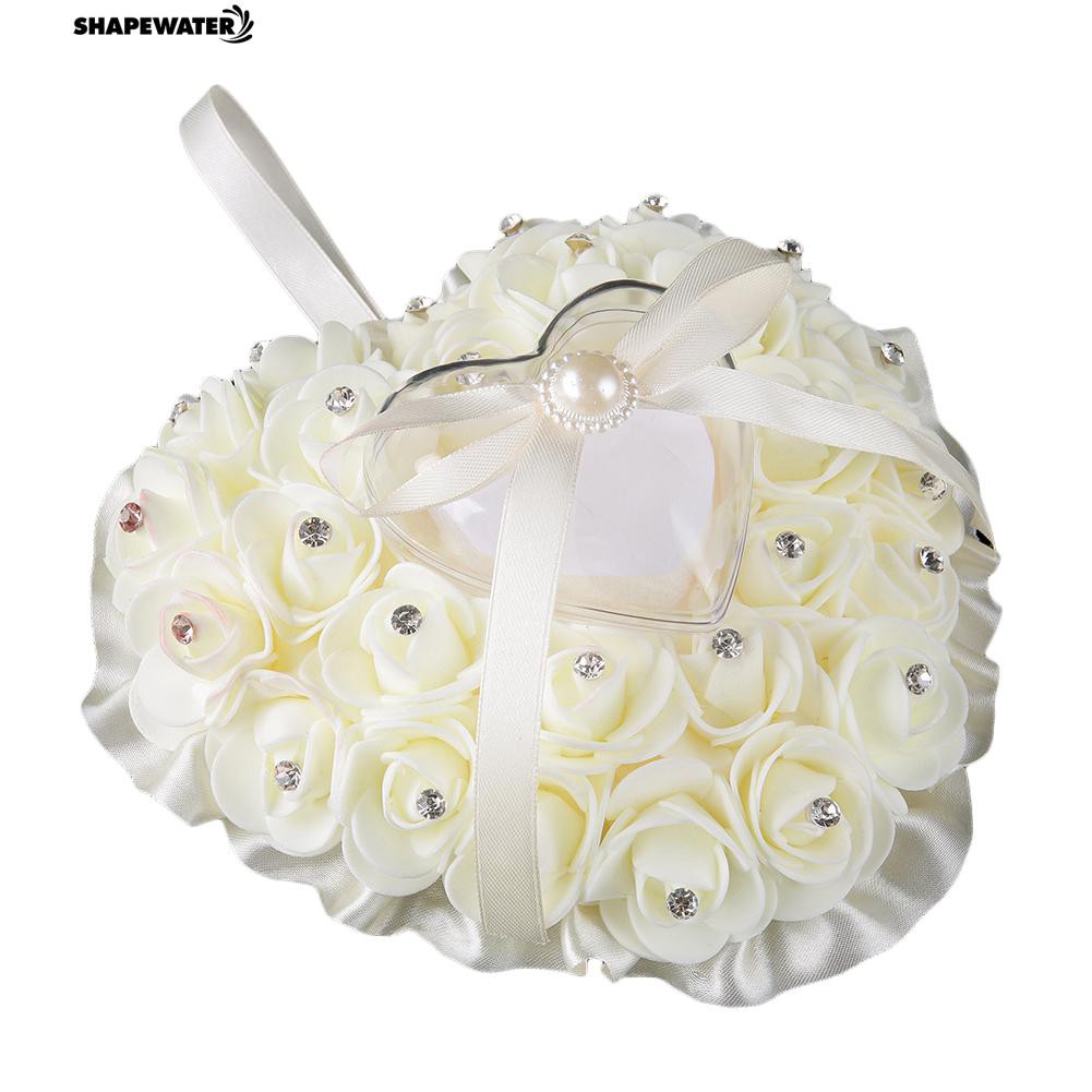 Hộp nhẫn hình trái tim thiết kế bằng hoa hồng vải satin đẹp mắt độc đáo 18cm x 19cm